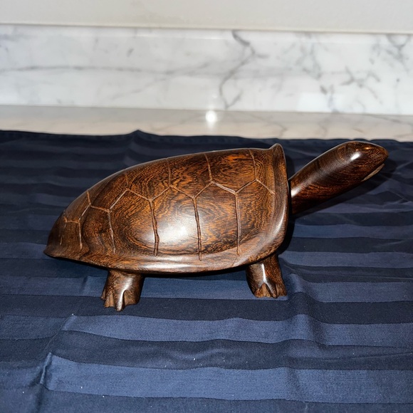 Vintage Carved Wooden Turtle Figurine Decor Piece Hawaiian - Picture 5 of 10